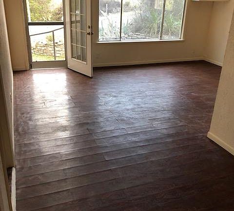 4th image of 14152 Fm 306 Unit B