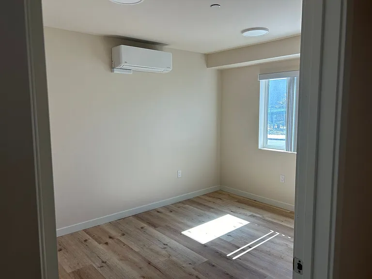 203 Willie James Jones Ave — Photo 24