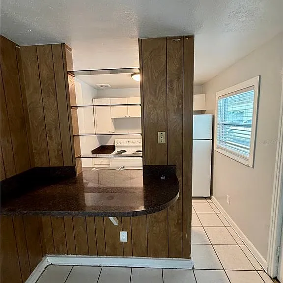 908 Beverly Ave #C — Photo 3