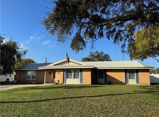 805 Ponce De Leon Ave, Clewiston, FL 33440