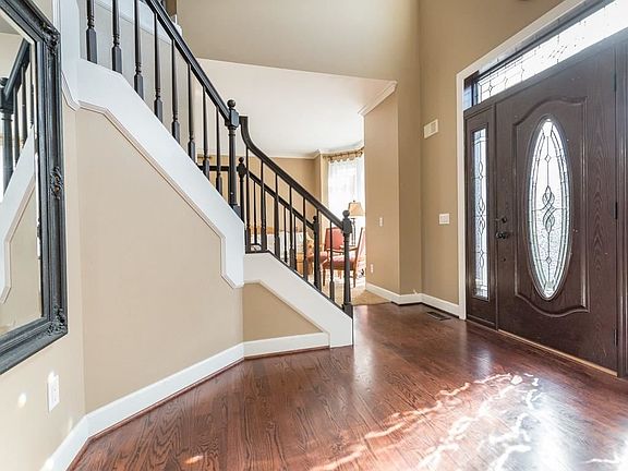 4th image of 34 Helmsford Way