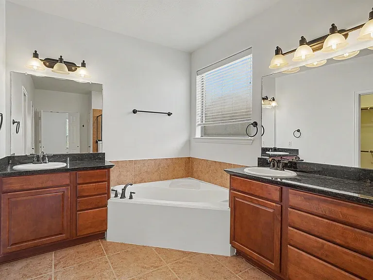 3516 Firenze Dr — Photo 16