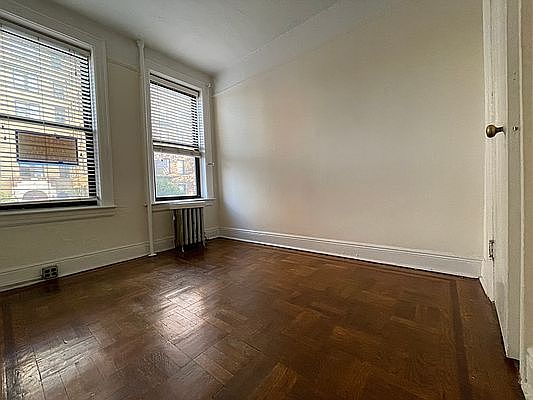 5th image of 2804 33rd St APT 1