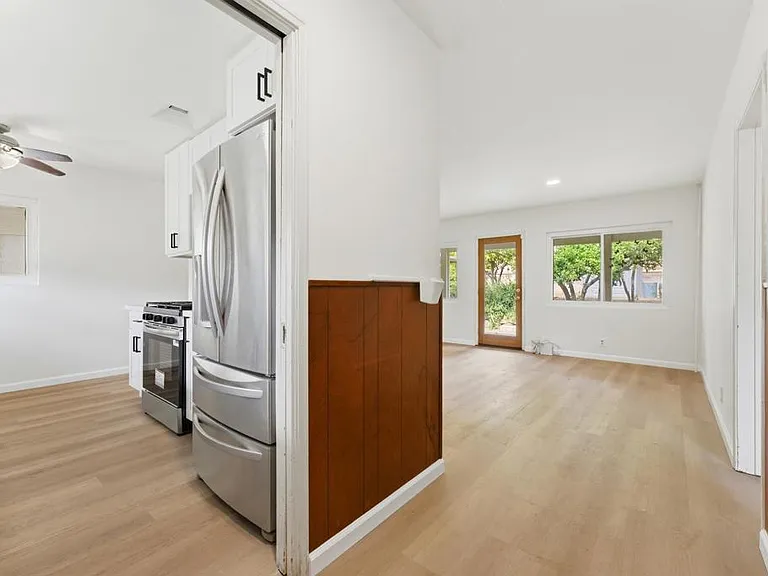 3405 Fairway Dr — Photo 4