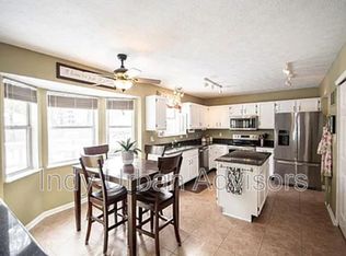 11337 Cherry Blossom East Dr, Fishers, IN 46038