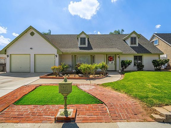 2nd image of 5444 Peacock Ln