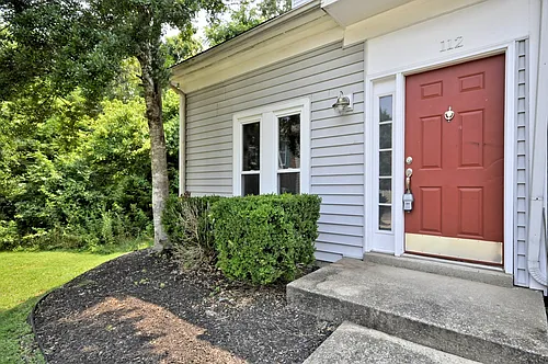 112 Azalea Ct Photo 1