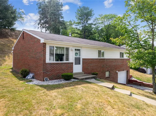 111 Sheffield Dr, Irwin, PA 15642