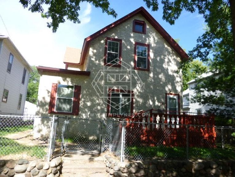 1st image of 2721 Bryant Ave N