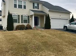 281 Amelia Dr, Hedgesville, WV 25427
