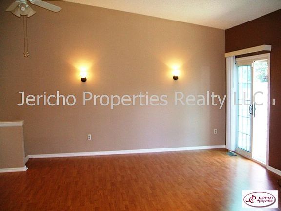 3rd image of 1819 S Union Blvd #D