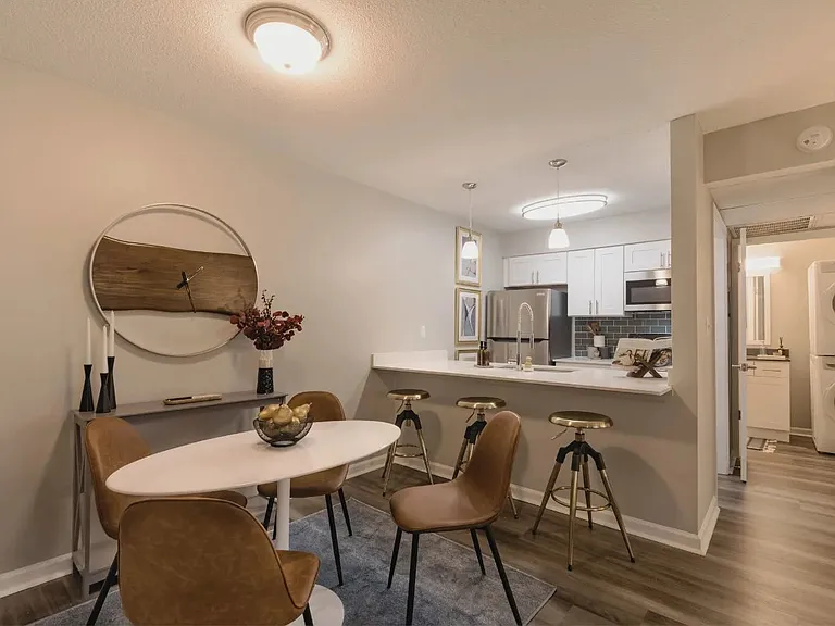 A62 Apartments — Photo 7