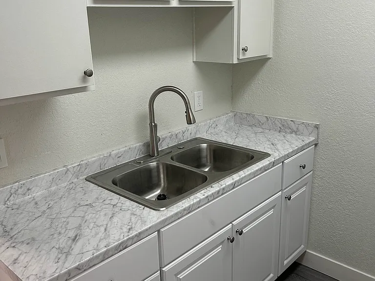 Black Mountain Villas — Photo 51