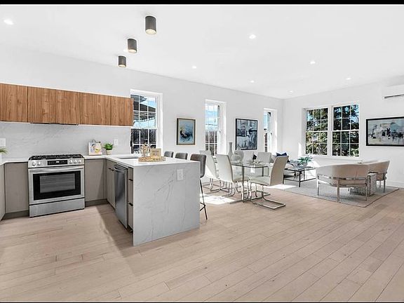 5th image of 2424 Esplanade #Penthouse