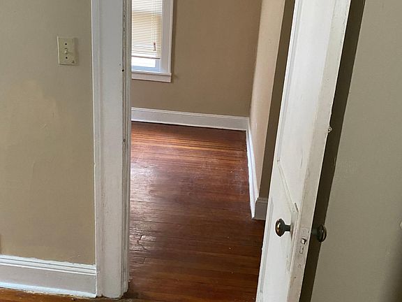 5th image of 199 Hillside Ave Floor 1