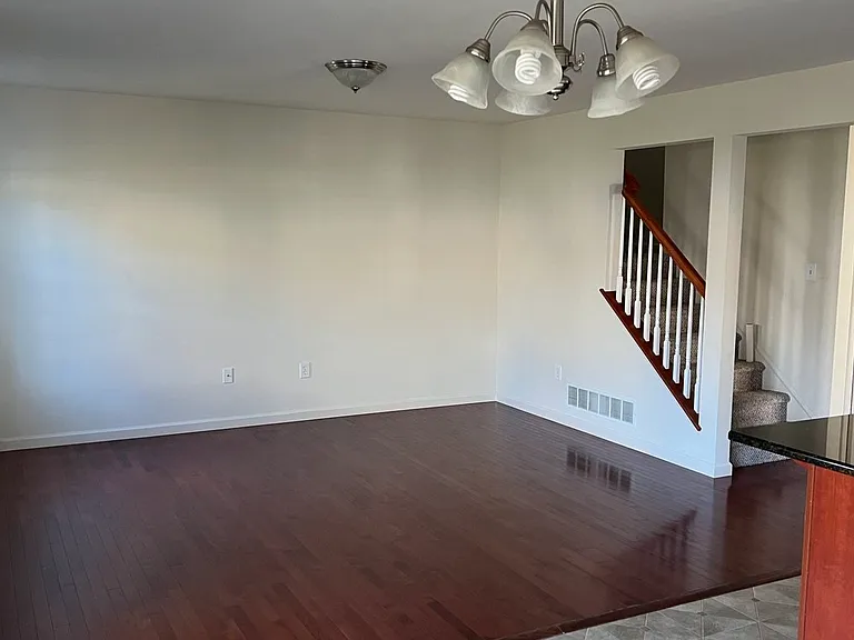 6200 Addison Dr — Photo 12