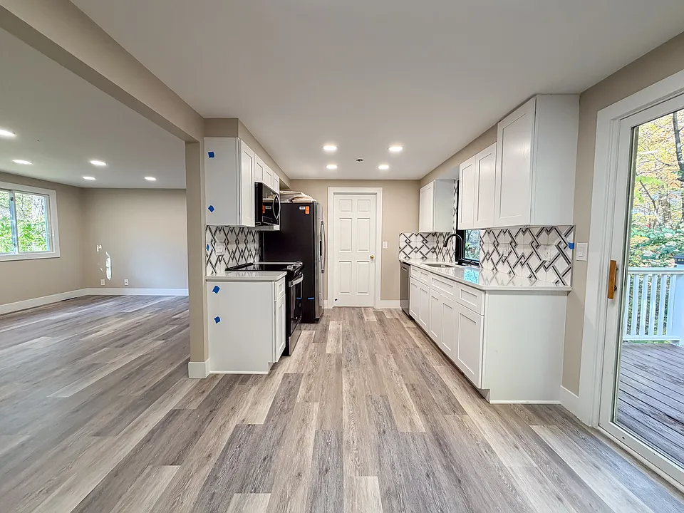 Brand new kitchen!