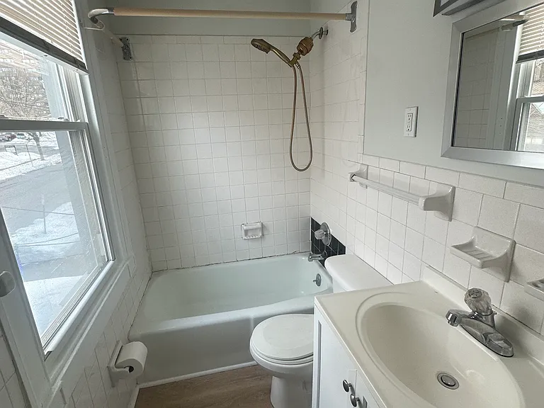 8 Mansion St #2 — Photo 8
