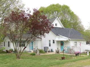 305 E Ohio St, Trafalgar, IN 46181