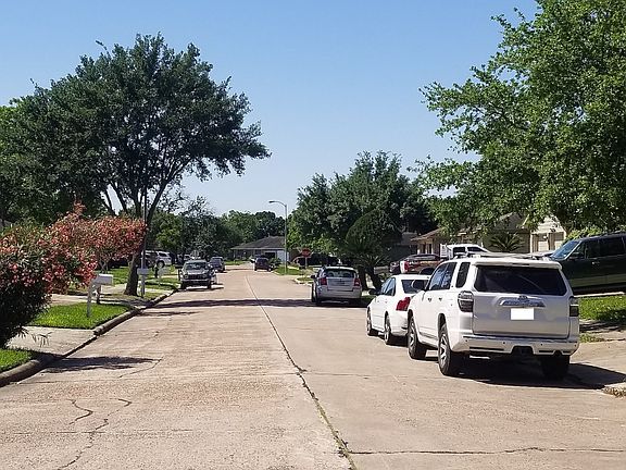 4th image of 6527 Zapata Dr
