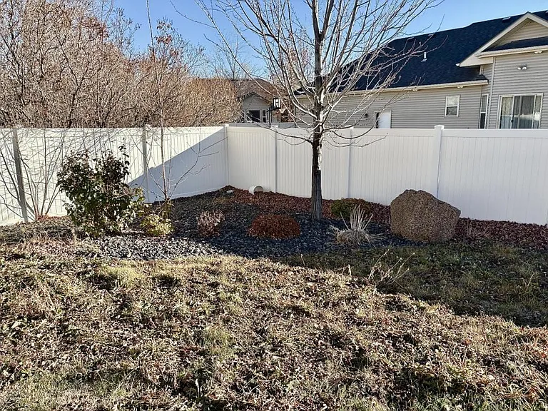 2612 Eastview Dr — Photo 38