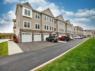 8202 Admirals Walk Dr, Cohoes, NY 12047
