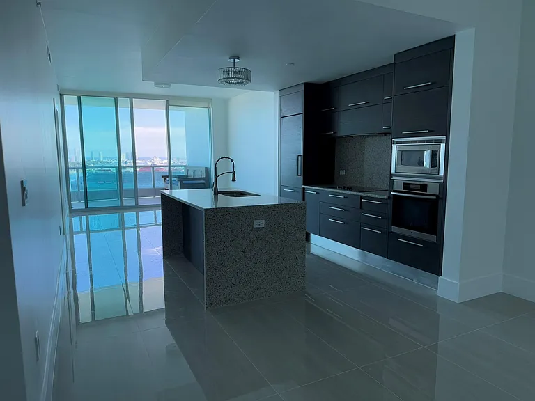 900 Biscayne Blvd #2807 — Photo 4