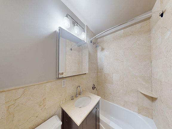 5th image of 80 N Moore St #804N