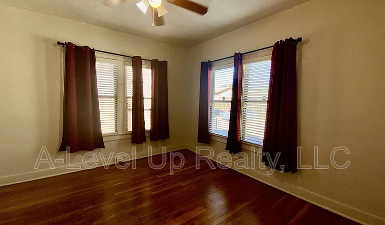 306 N Euclid Ave — Photo 10