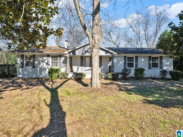 207 Lily Flagg Rd SE, Huntsville, AL 35802