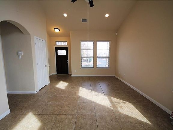 4th image of 10901 Orson Ct