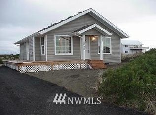 1080 Greenview Way SW, Ocean Shores, WA 98569