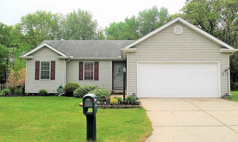 1st image of 55071 Patrician Park Dr