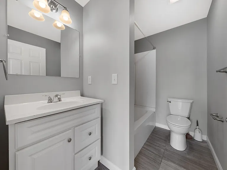 441 Yates St — Photo 17