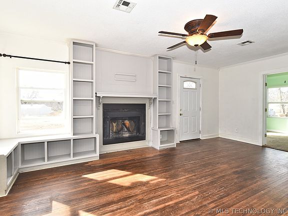 2nd image of 368461 E 5500th Rd