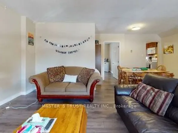 226 Westcourt Pl, Waterloo, ON N2L 2R7