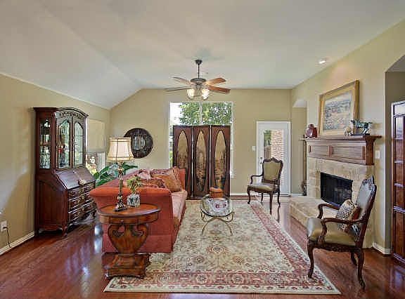 3rd image of 638 Turtle Cove Blvd