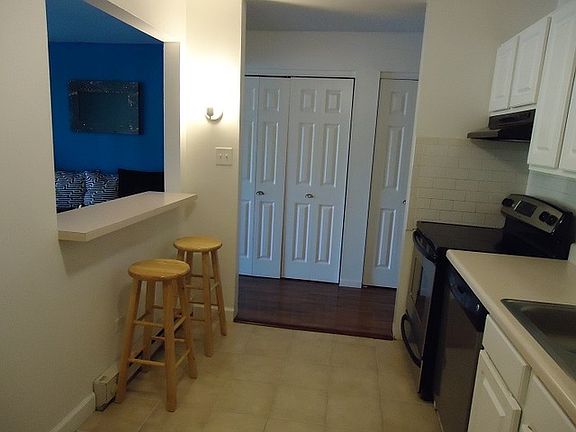 5th image of 22510 Jackson Ct APT 2E
