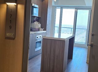 15 Skyridge Dr #1719, Brampton, ON L6P 4N9