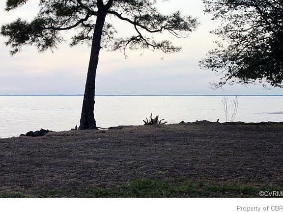 4th image of 130 Dutchmans Point
