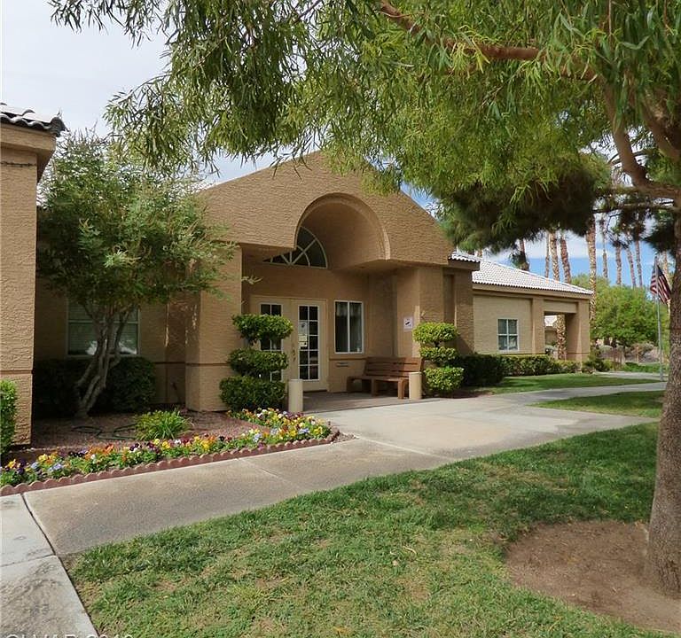 Clubhouse entry