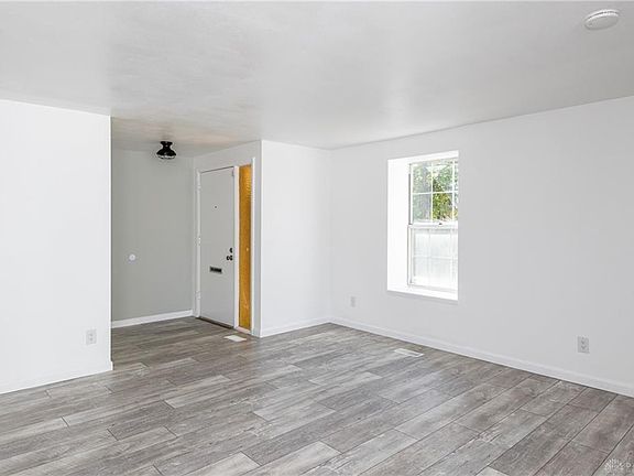 3rd image of 5745 Troy Villa Blvd