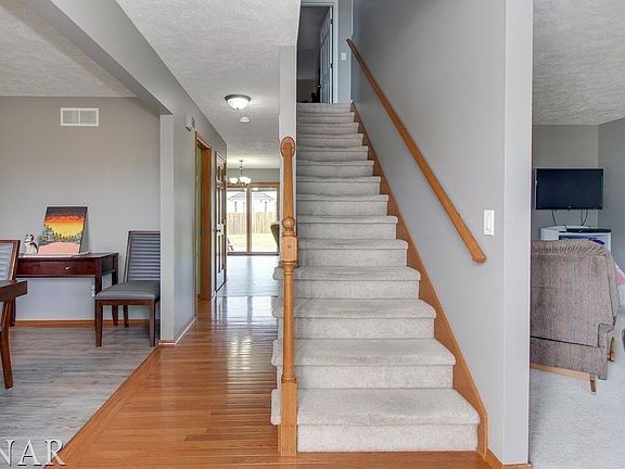 2nd image of 607 Shannon Dr