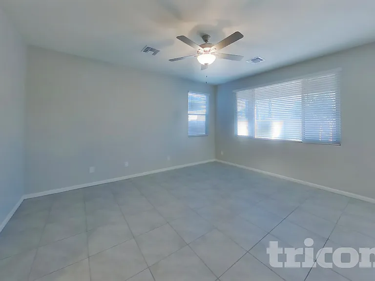 8616 E Posada Ave — Photo 3