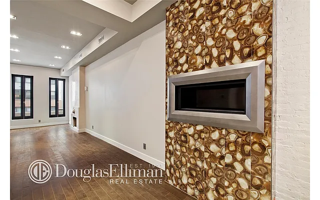 Rented by Douglas Elliman | media 15