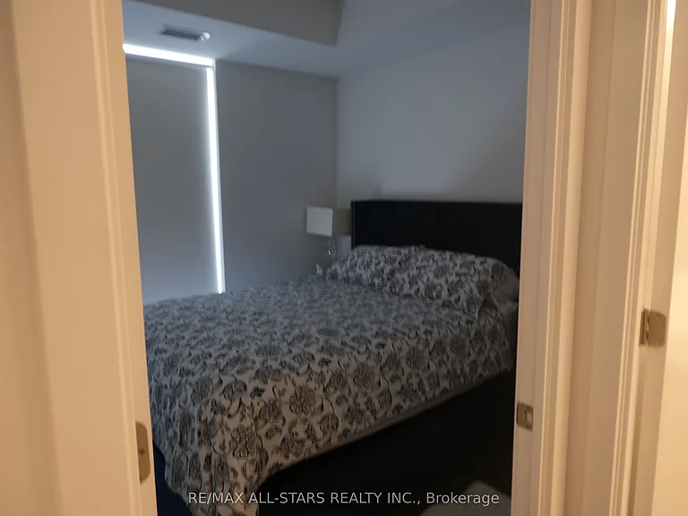 130 River St #1007 — Photo 10