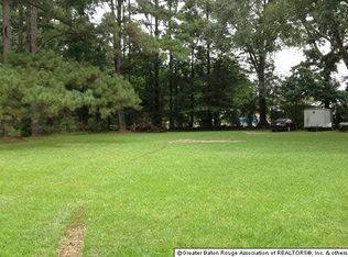 Randall Dr, Livingston, LA 70754