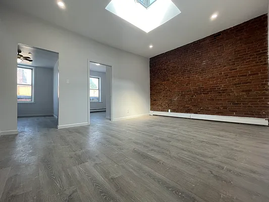 Rented by Oxford Property Group | media 2