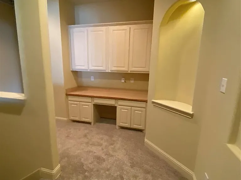 2222 Kirby St — Photo 25