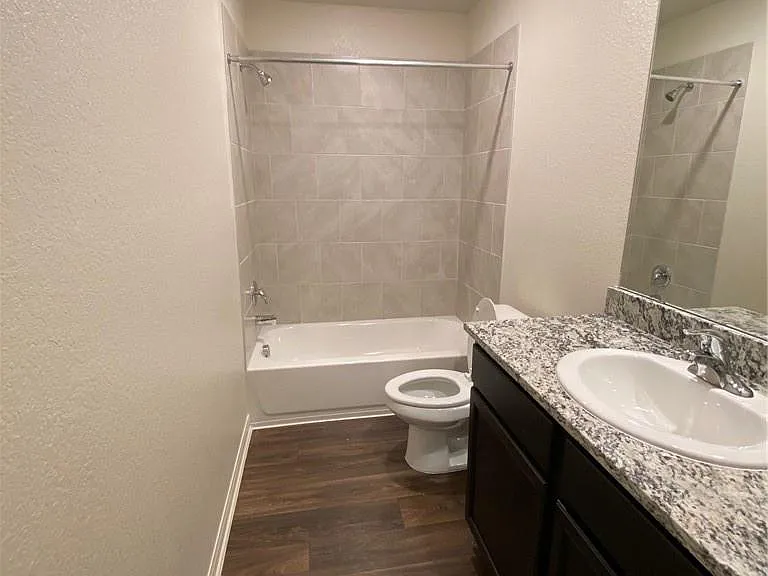 401 Hyacinth Way — Photo 21